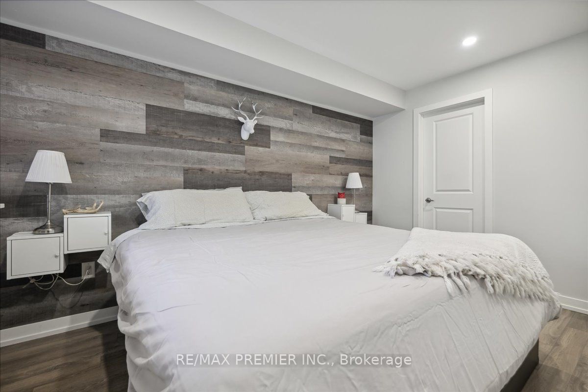 100 Parrotta Dr 64 Property Photo 23