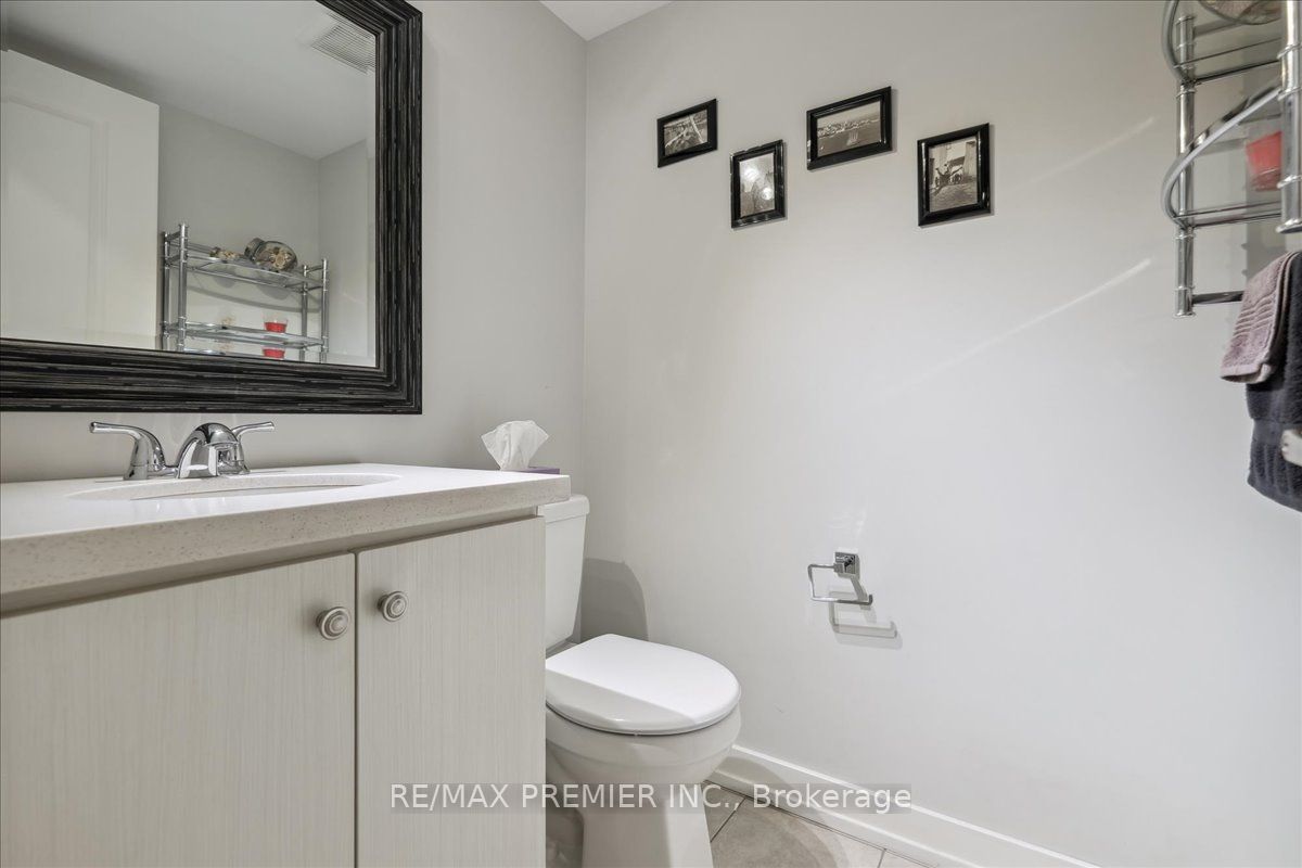 100 Parrotta Dr 64 Property Photo 29