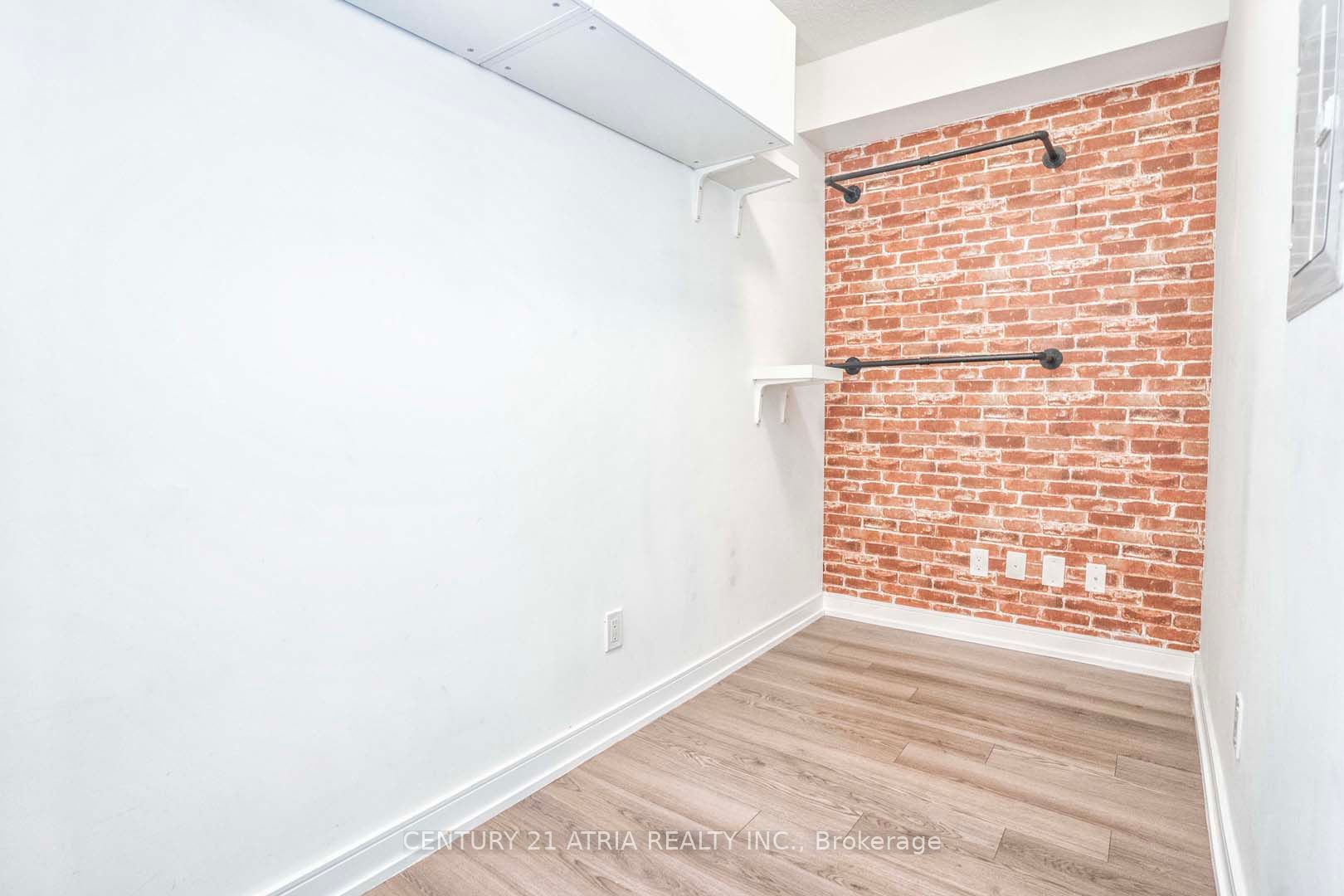 20 Thomas Riley Rd 03 Property Photo 11