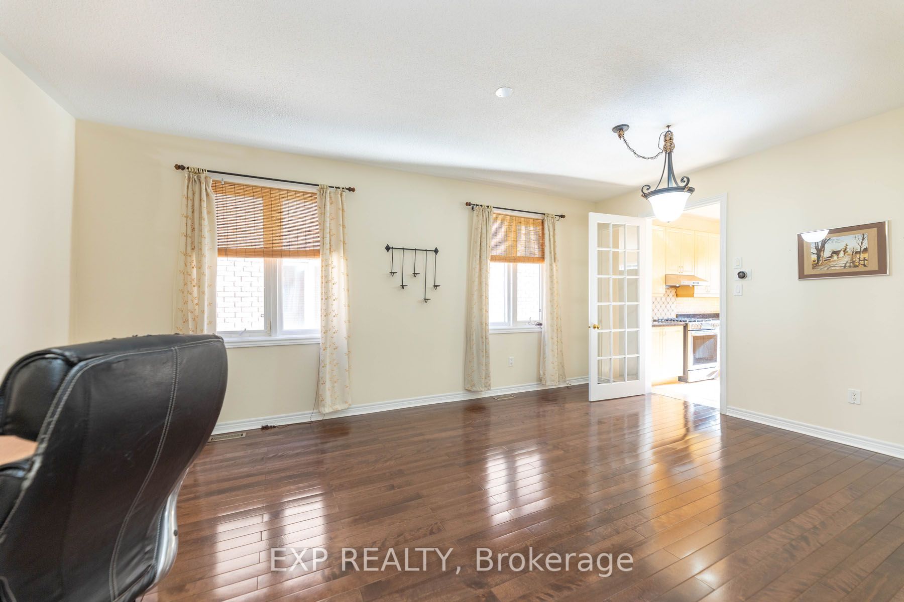 11 Cairnburg Dr Property Photo 6