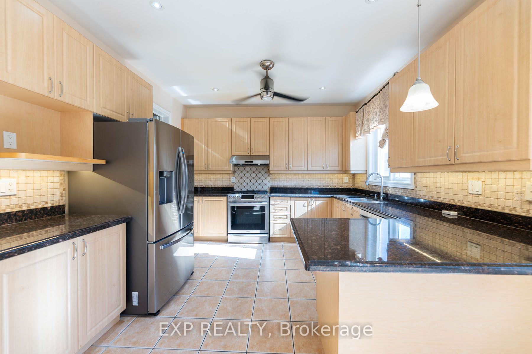 11 Cairnburg Dr Property Photo 11
