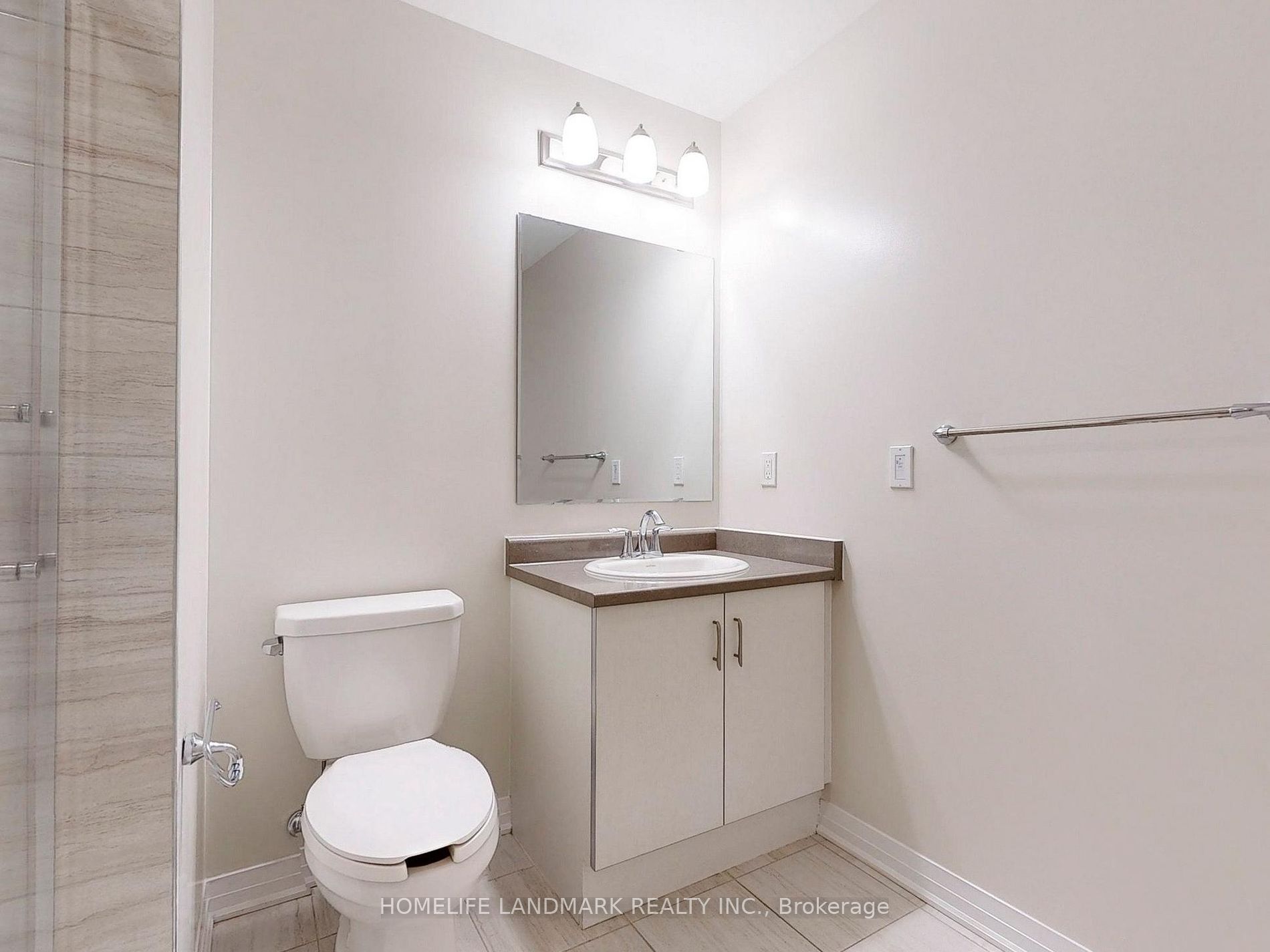 102 Grovewood Common 01 Property Photo 14