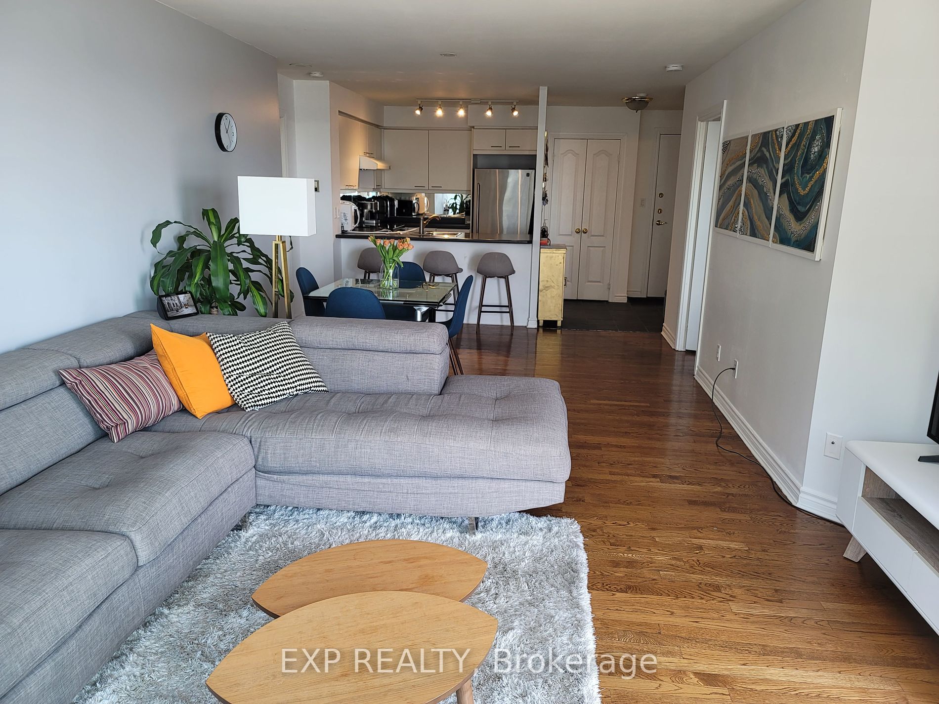 2111 Lake Shore Blvd W 10 Property Photo 6