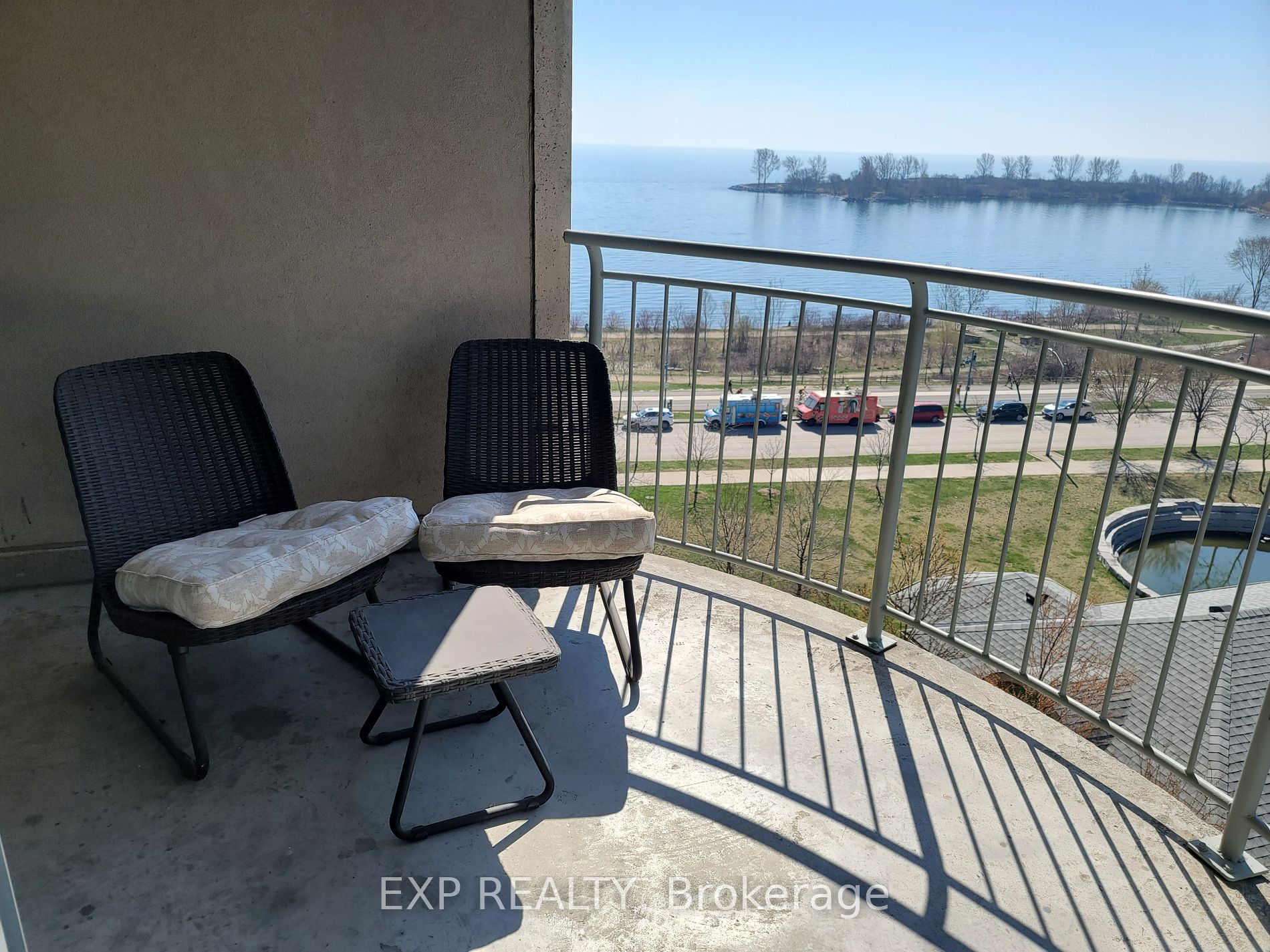 2111 Lake Shore Blvd W 10 Property Photo 7