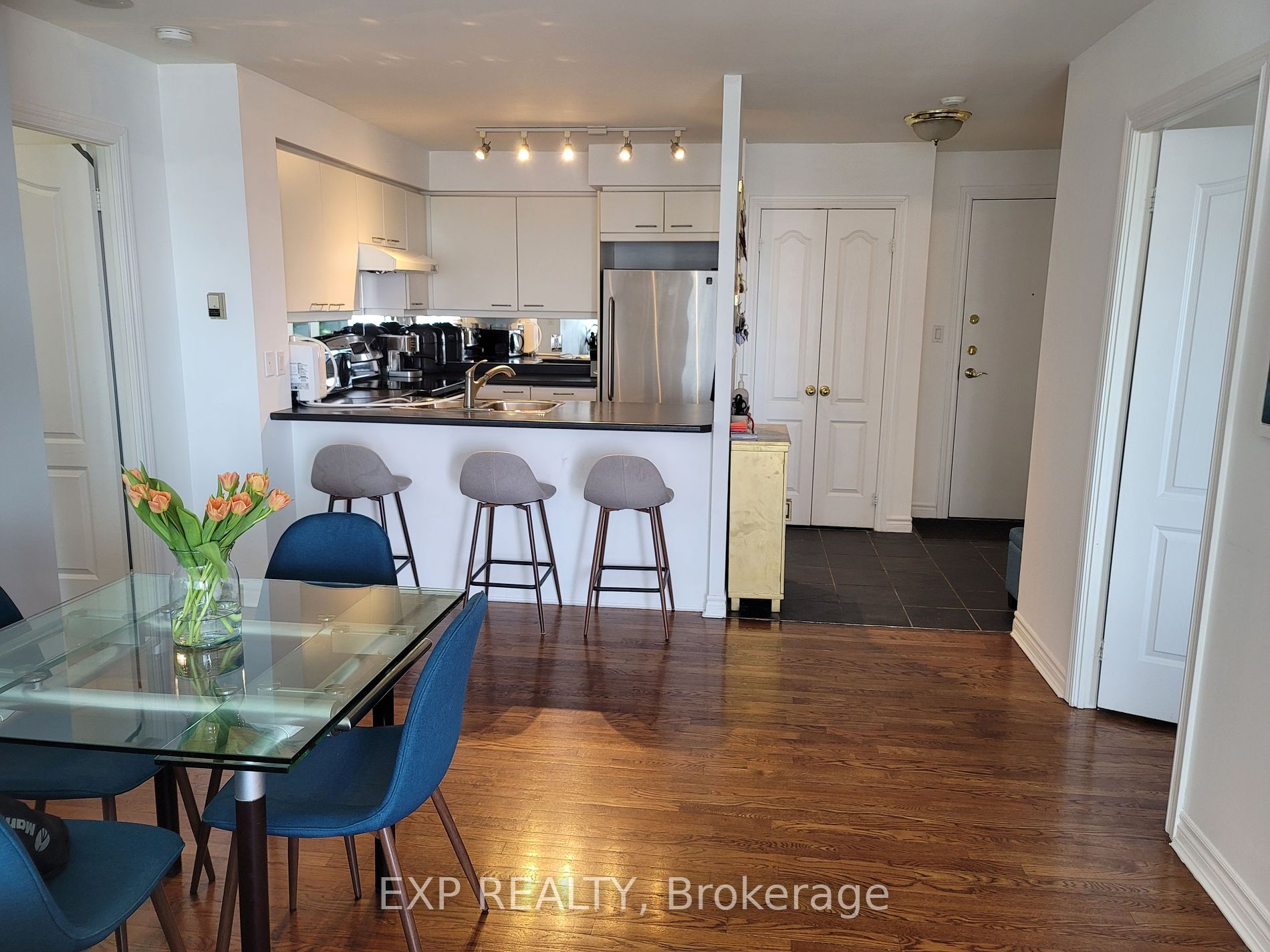 2111 Lake Shore Blvd W 10 Property Photo 10