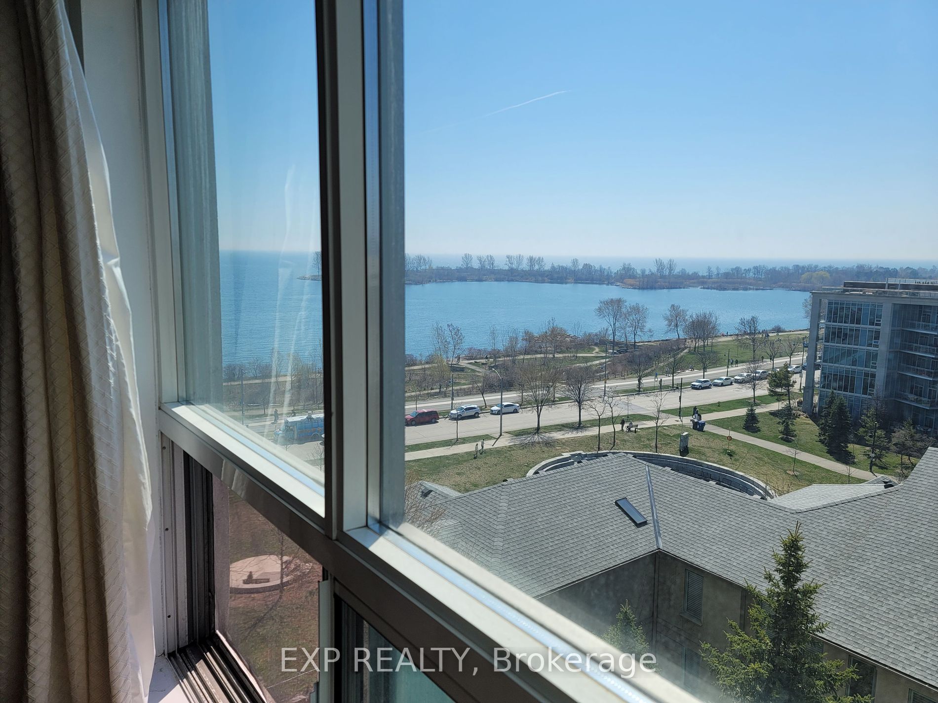 2111 Lake Shore Blvd W 10 Property Photo 13