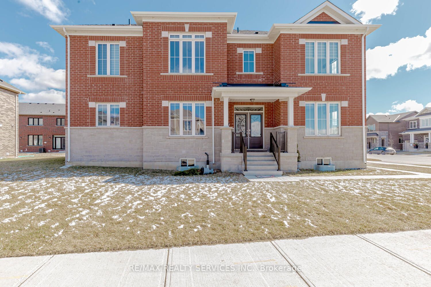 1203 Trudeau Dr Property Photo 2