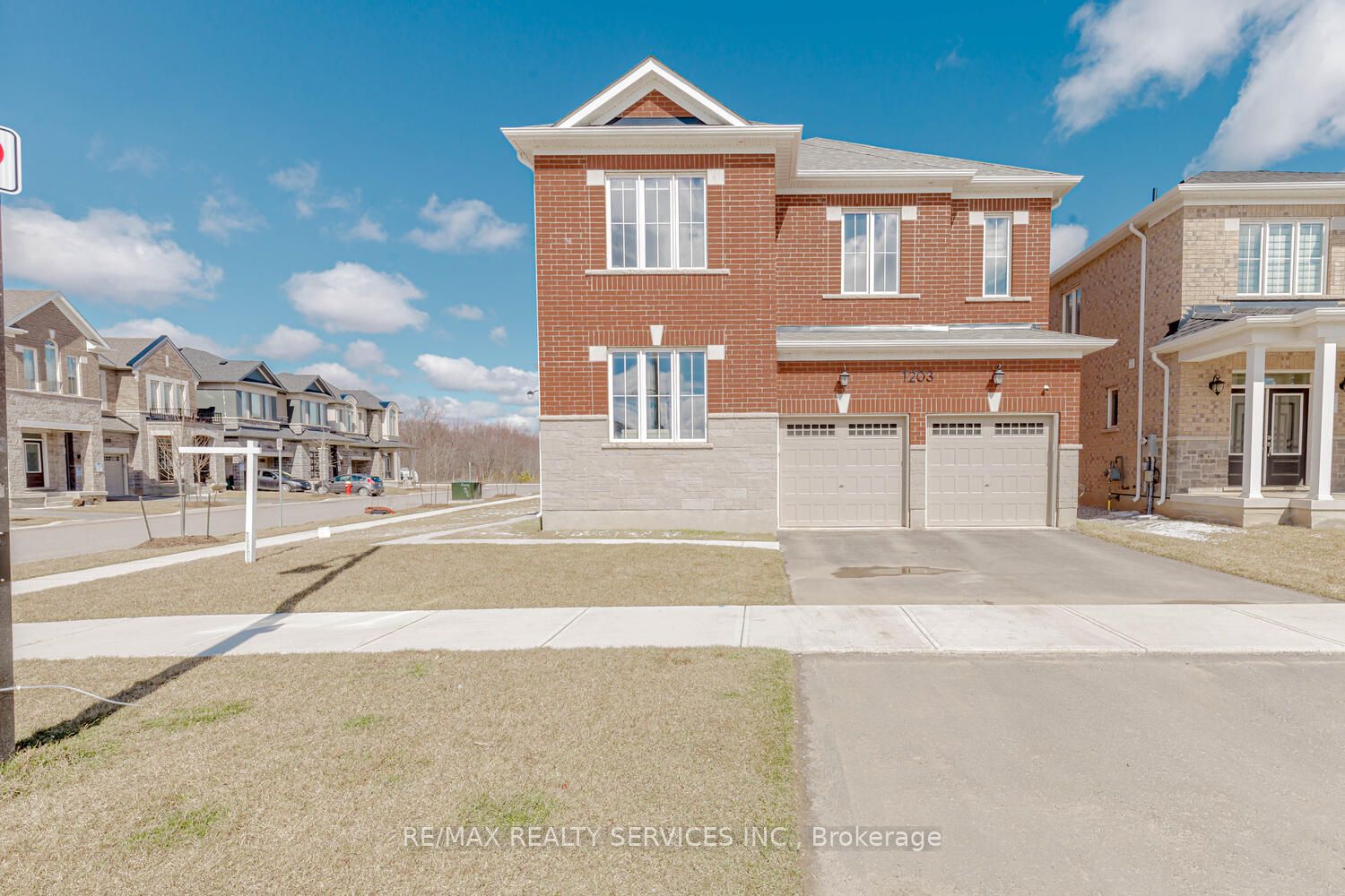 1203 Trudeau Dr Property Photo 4