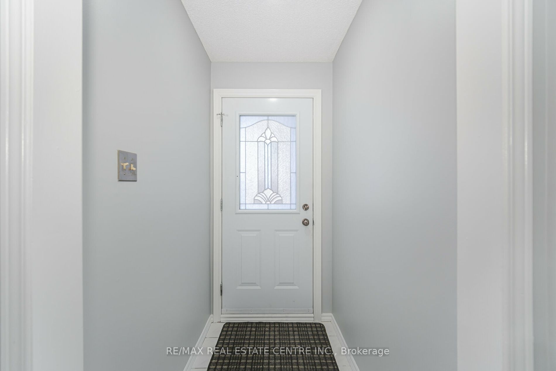 15 Stillwater Cres Property Photo 4
