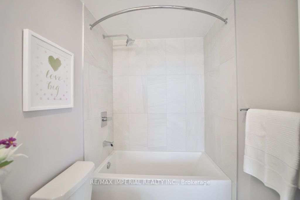 30 Samuel Wood Way 02 Property Photo 29