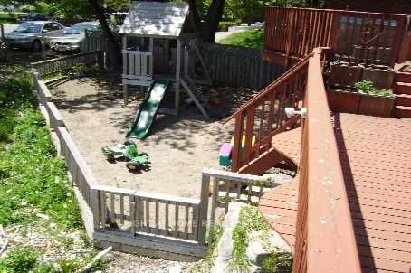 1 Sussex Dr Property Photo 16