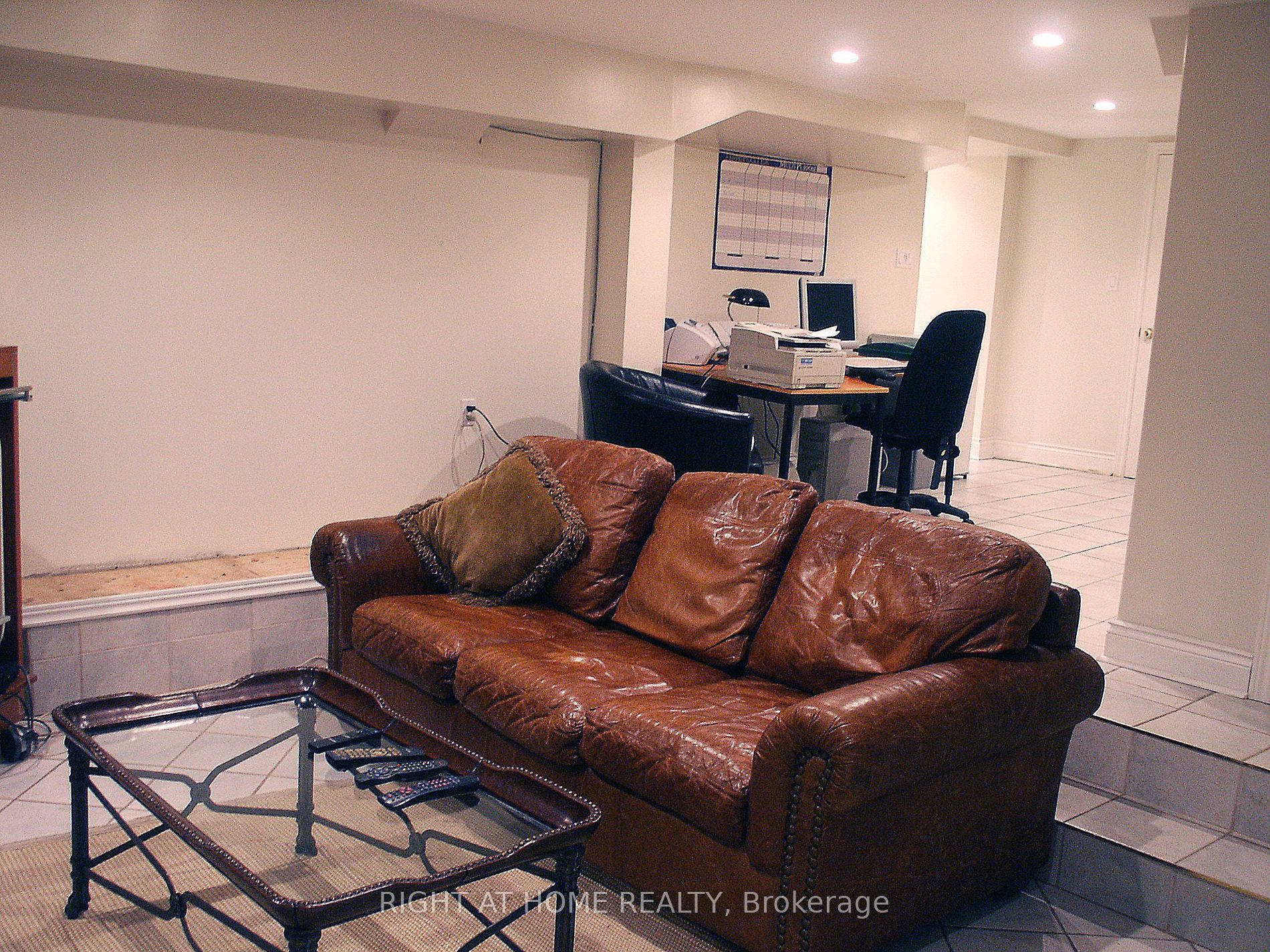 1 Sussex Dr Property Photo 23