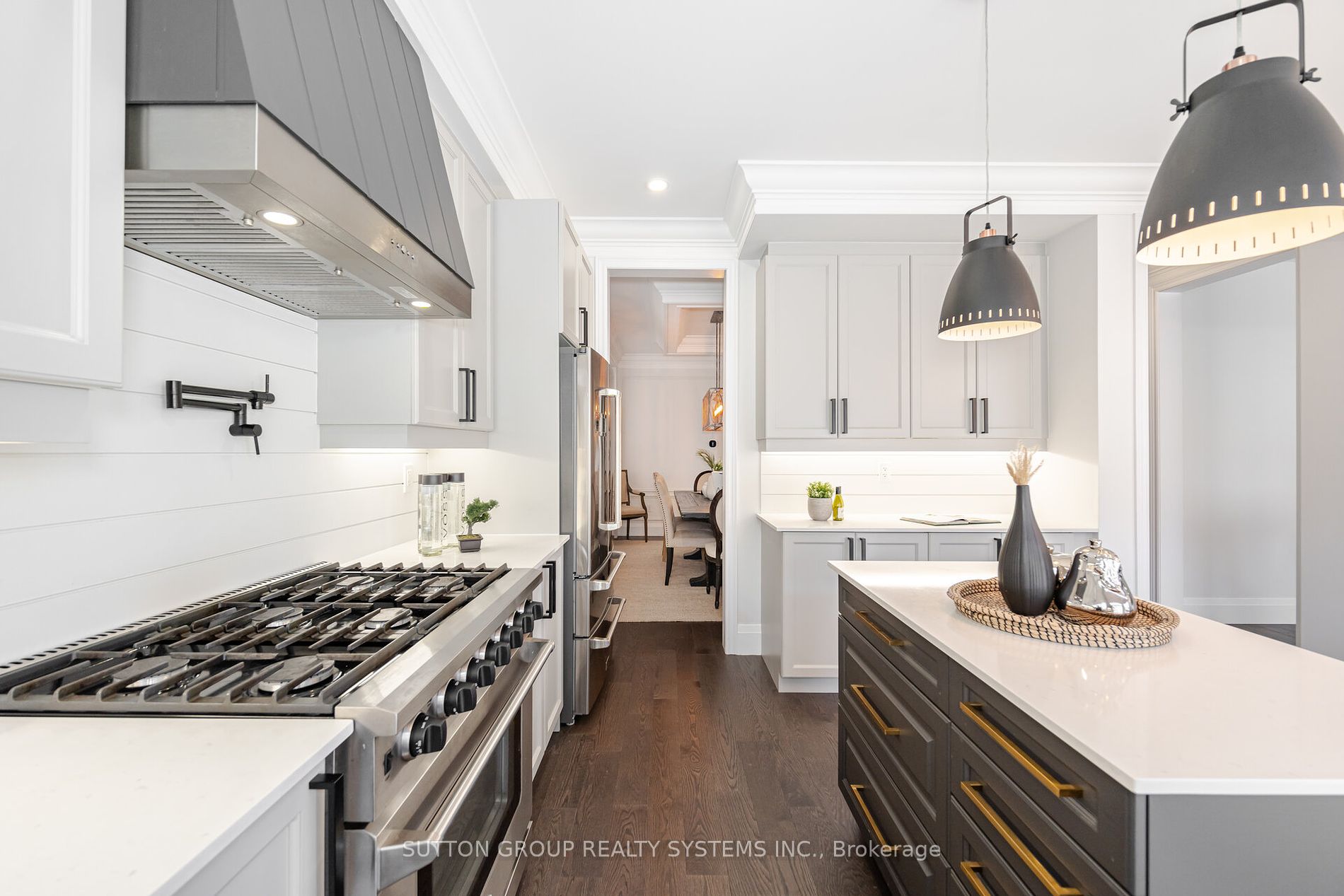19 Portman St Property Photo 10
