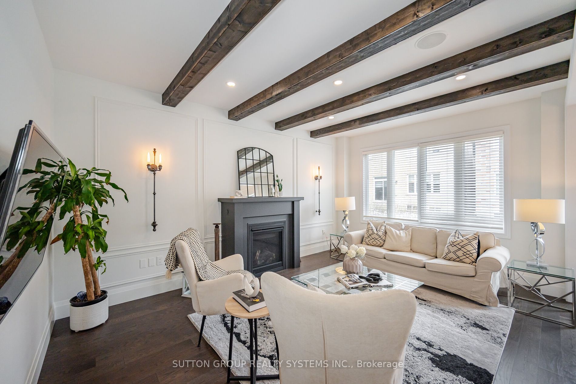 19 Portman St Property Photo 14