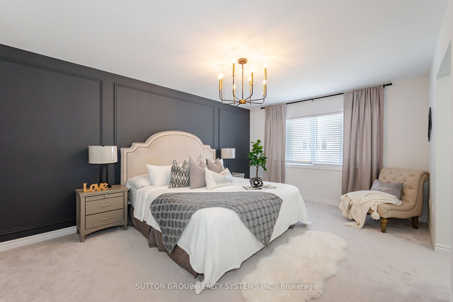 19 Portman St Property Photo 16