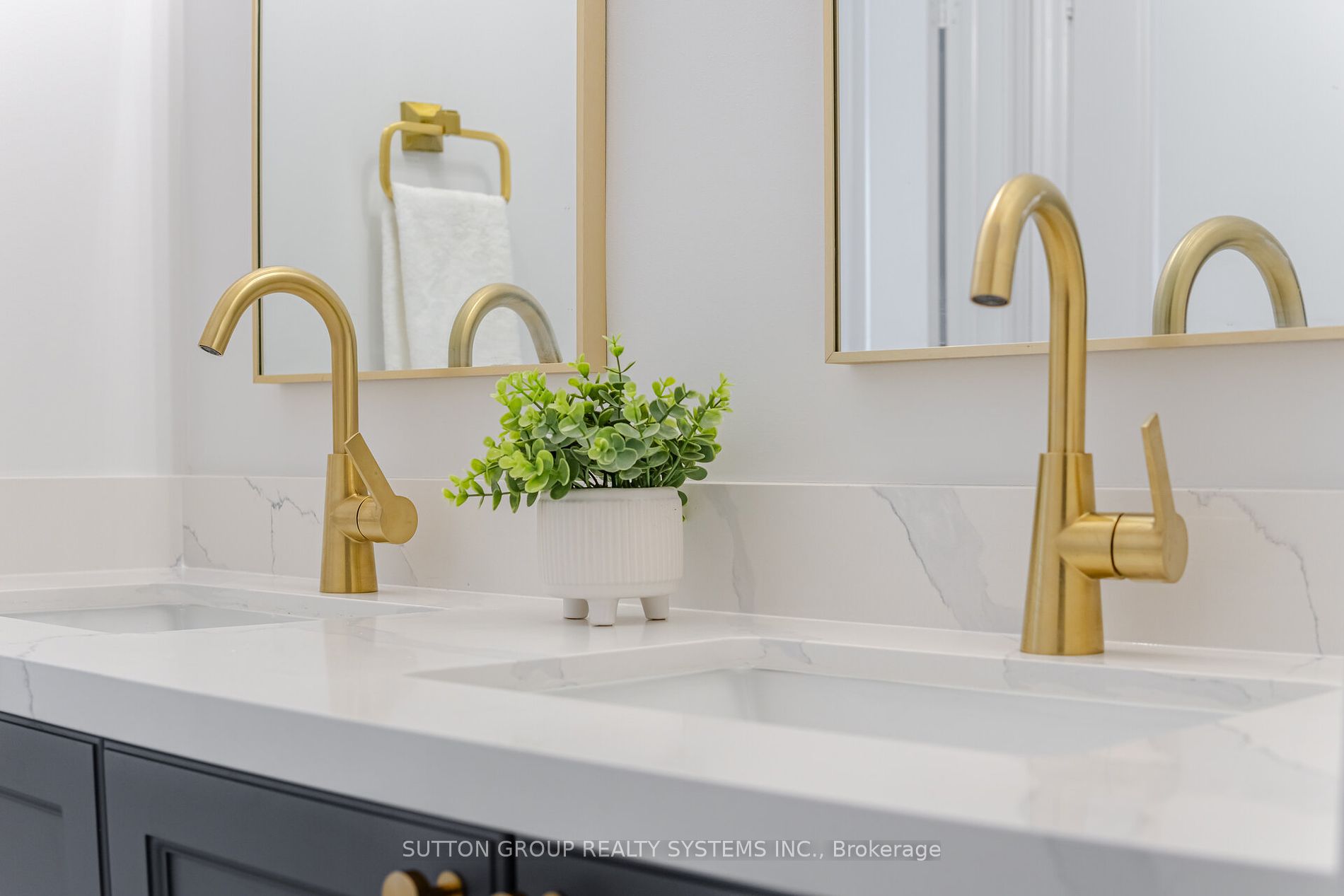 19 Portman St Property Photo 27