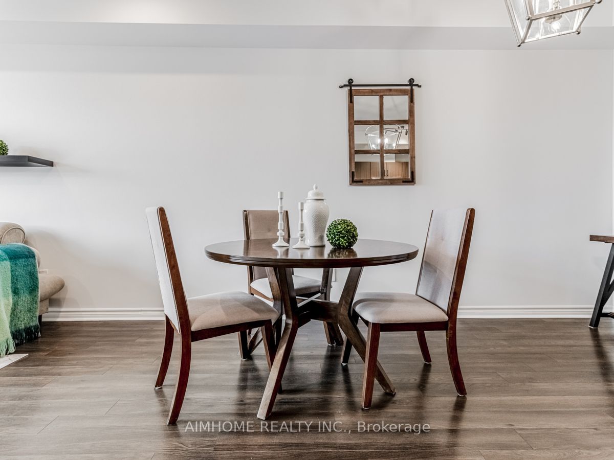 2420 Baronwood Dr 24 Property Photo 11
