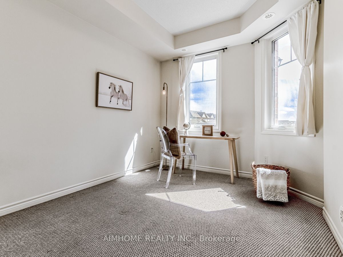 2420 Baronwood Dr 24 Property Photo 21