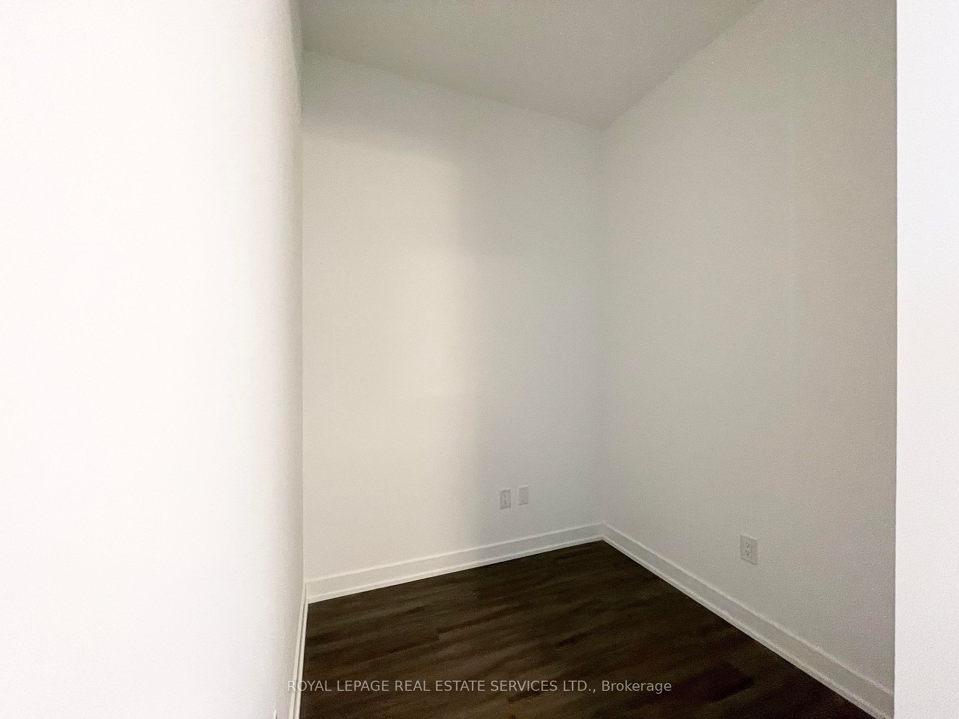 220 Missinnihe Way 6 Property Photo 3