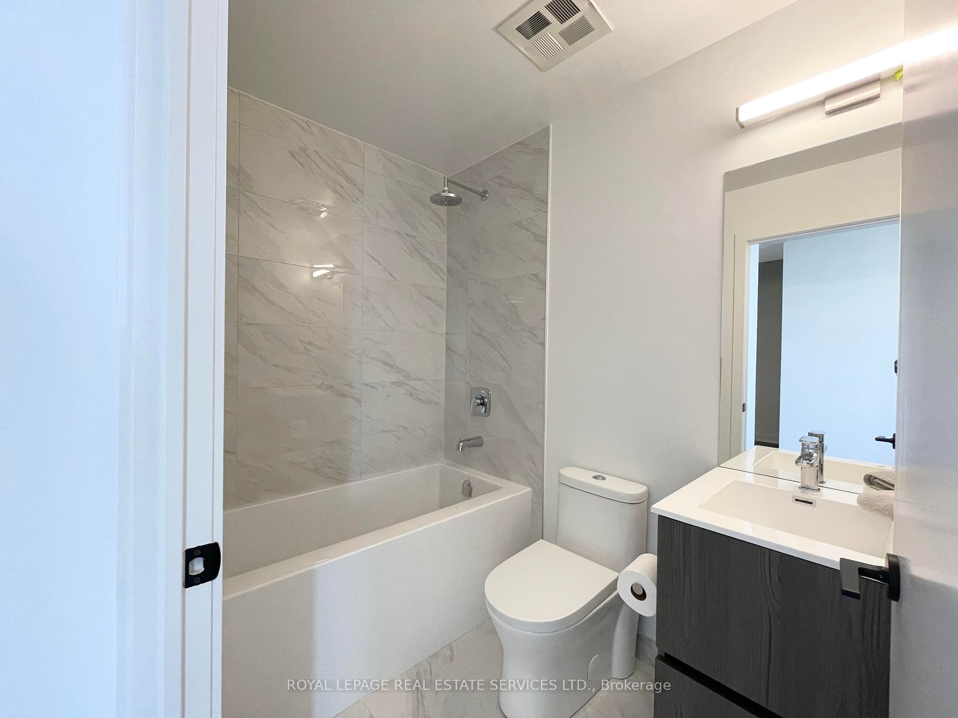 220 Missinnihe Way 6 Property Photo 11