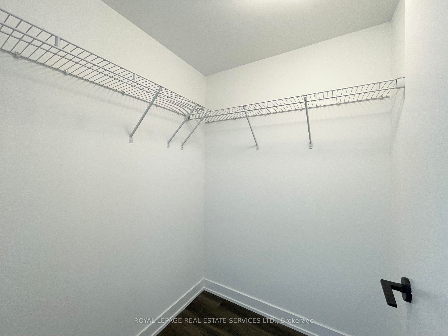220 Missinnihe Way 6 Property Photo 17