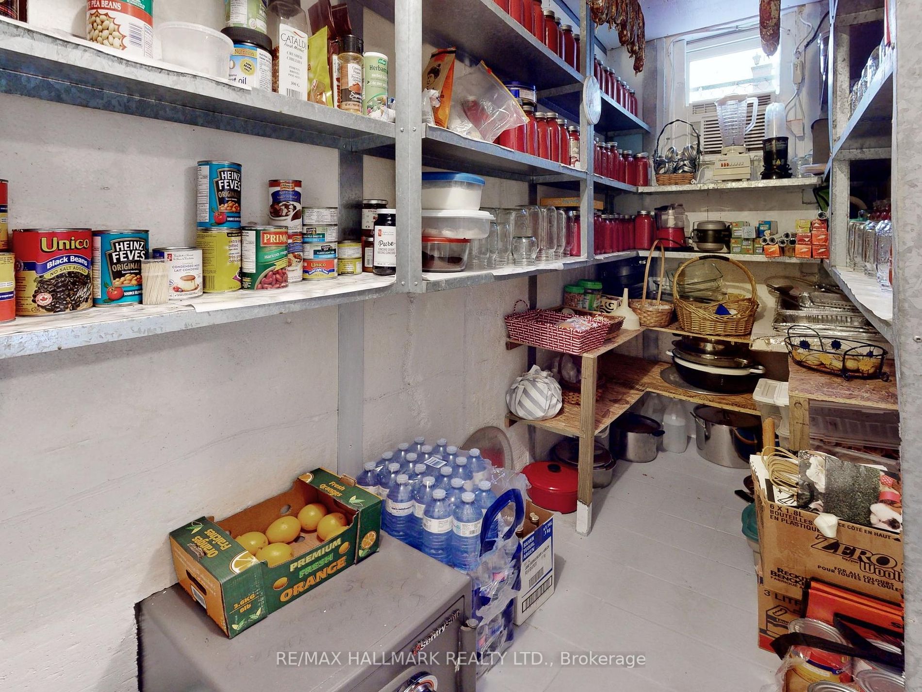 Property Photo 27