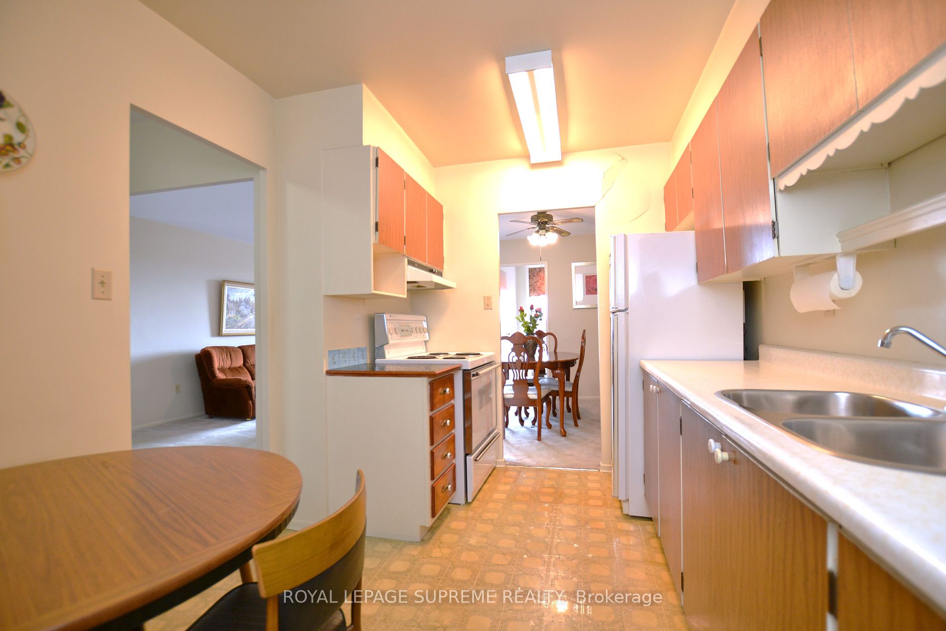85 Emmett Ave 7 Property Photo 5