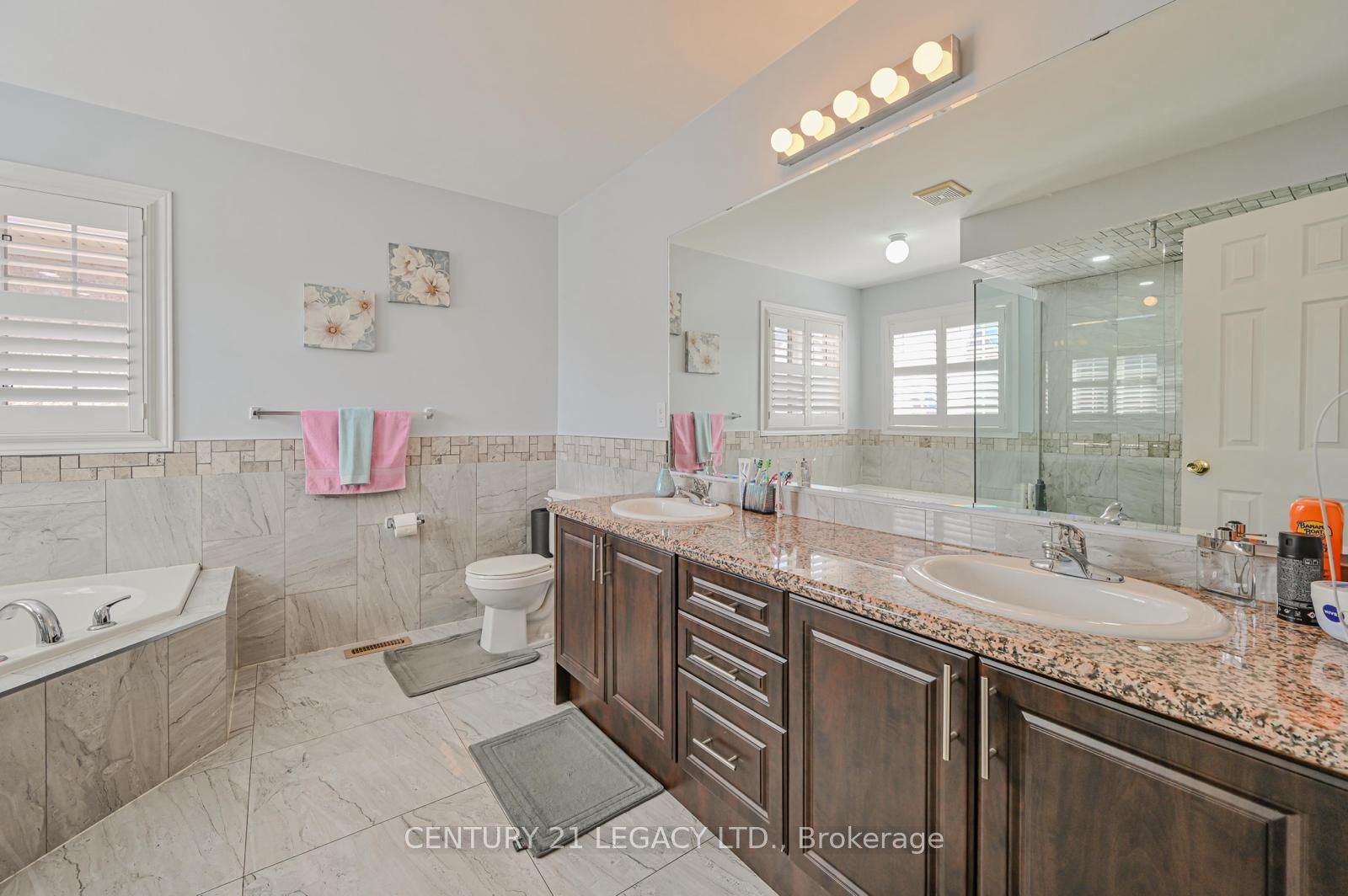 56 Gamson Cres Property Photo 22