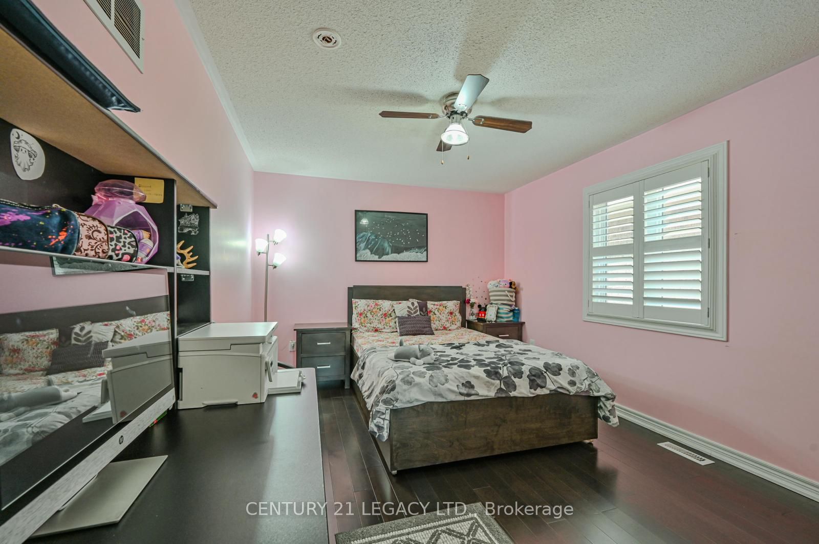56 Gamson Cres Property Photo 23