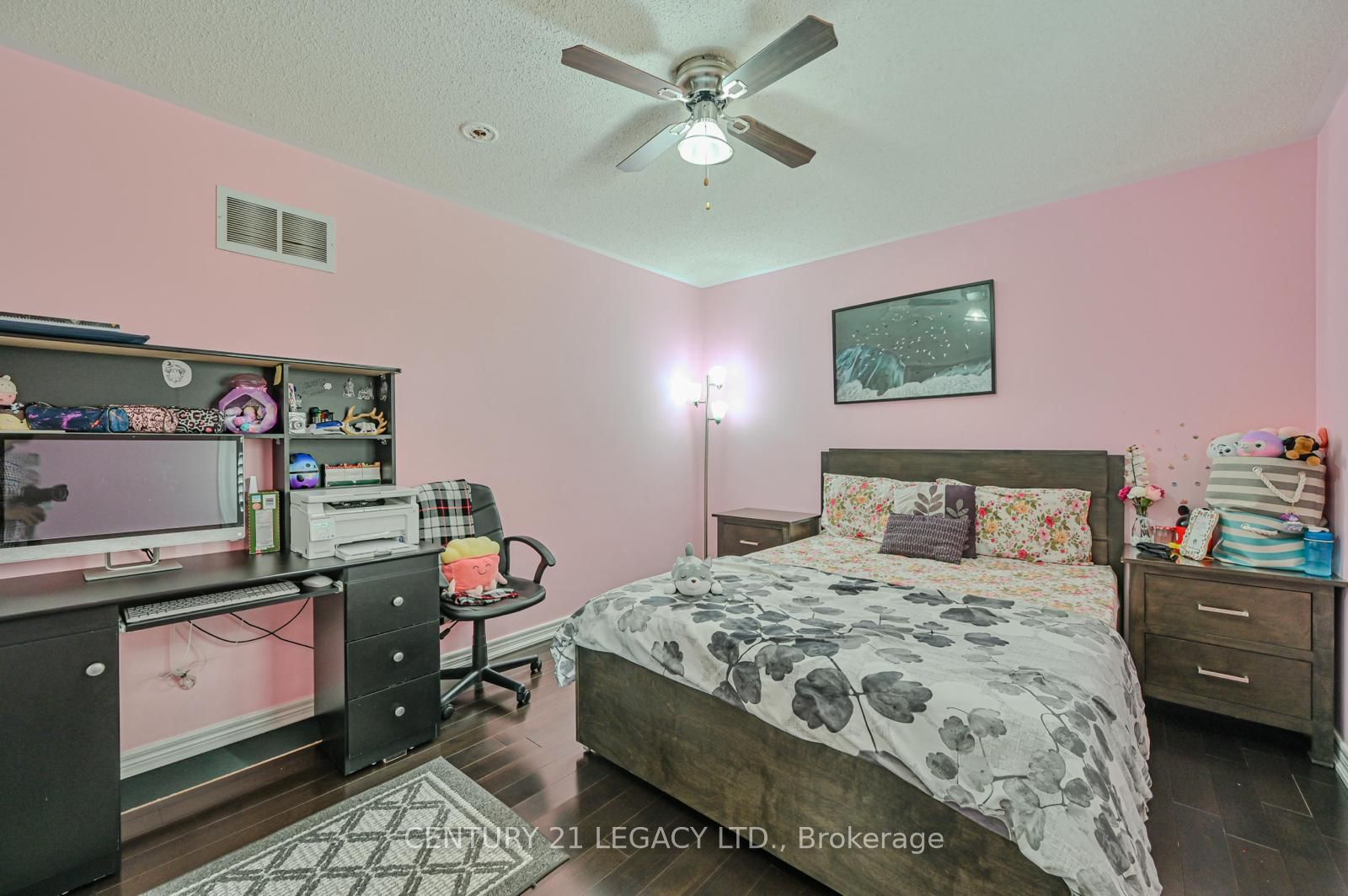 56 Gamson Cres Property Photo 32