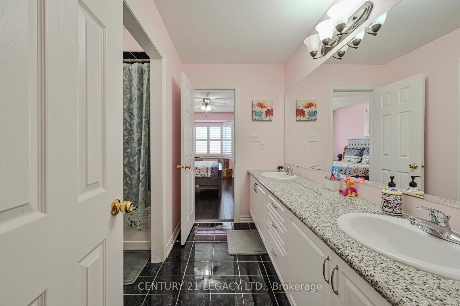 56 Gamson Cres Property Photo 35