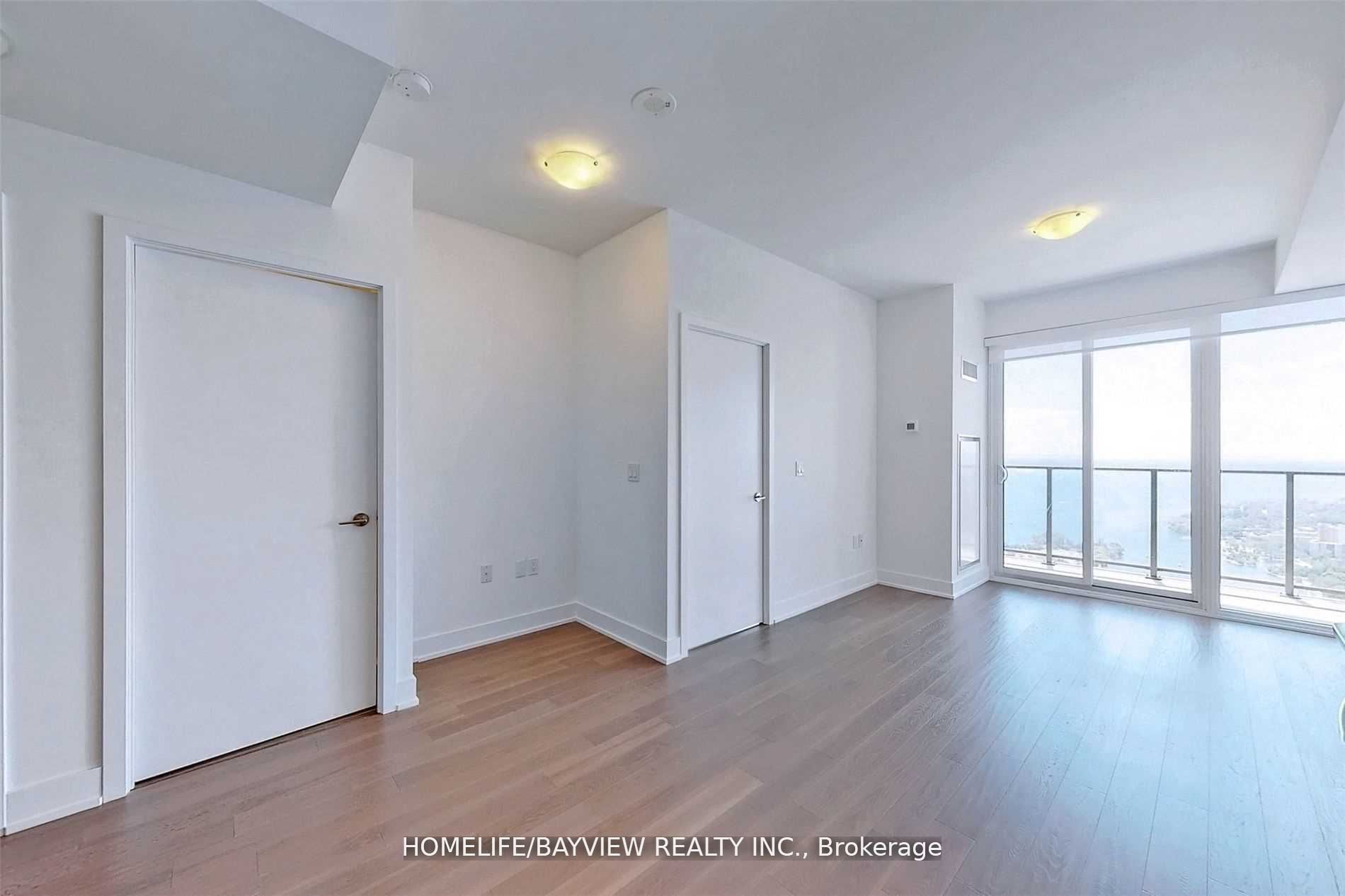 30 Shore Breeze Dr 09 Property Photo 12