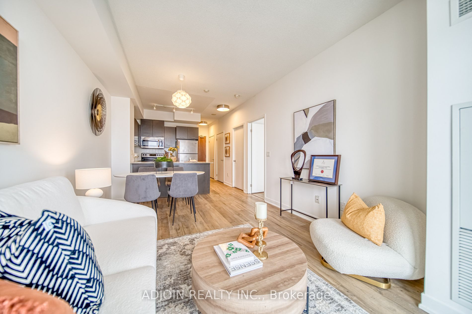 360 Square One Dr 10 Property Photo 15
