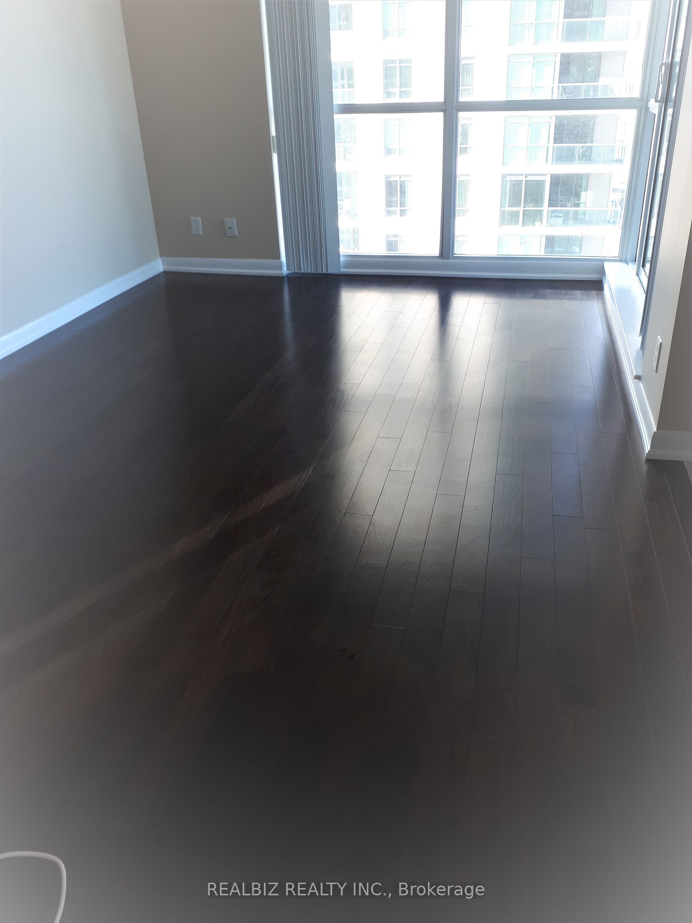 215 Sherway Gardens Rd 7 Property Photo 4