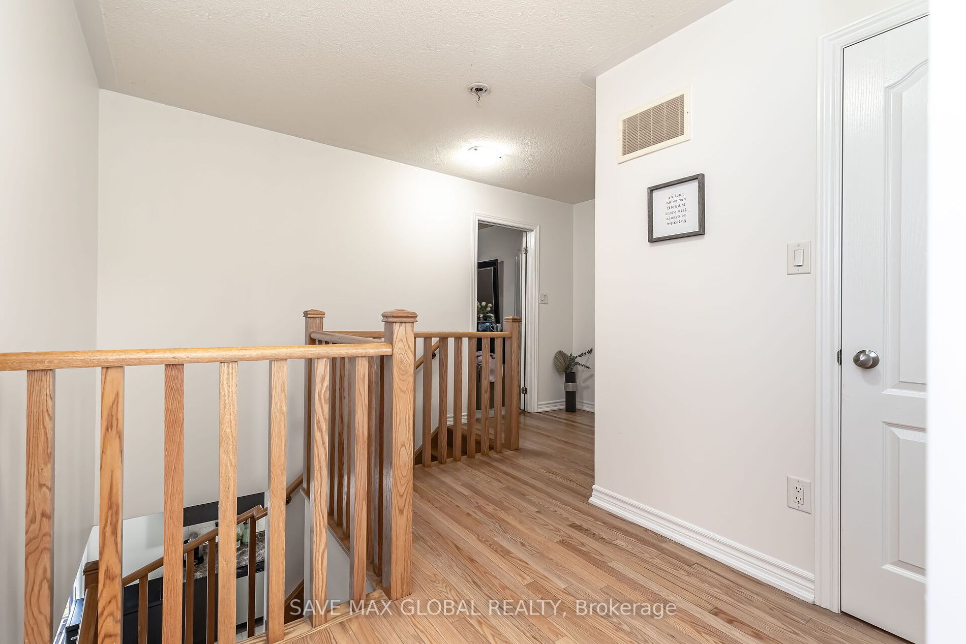86 Country Ridge Crt Property Photo 17