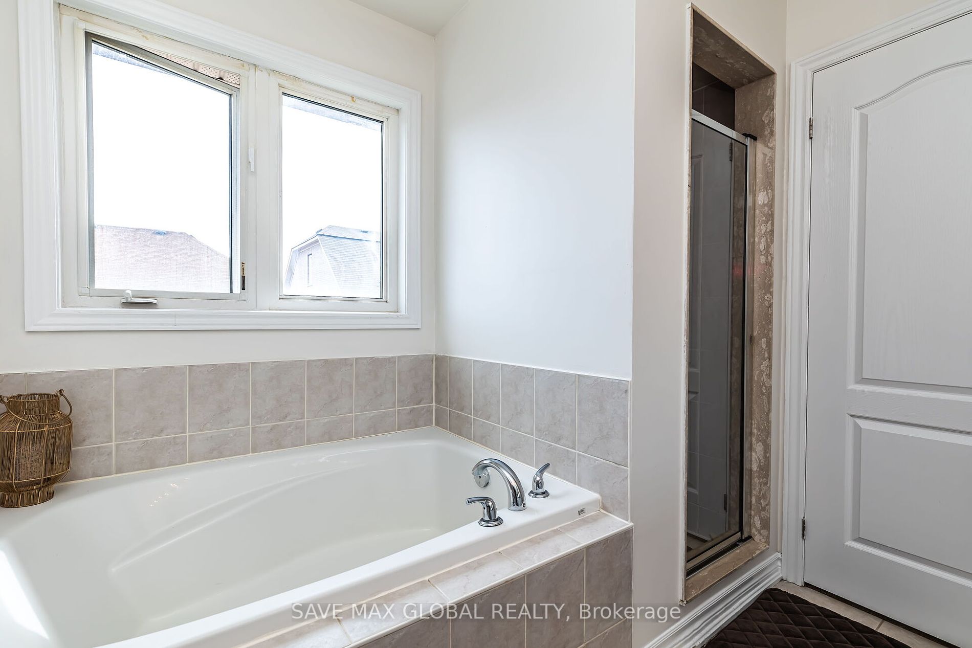 86 Country Ridge Crt Property Photo 21