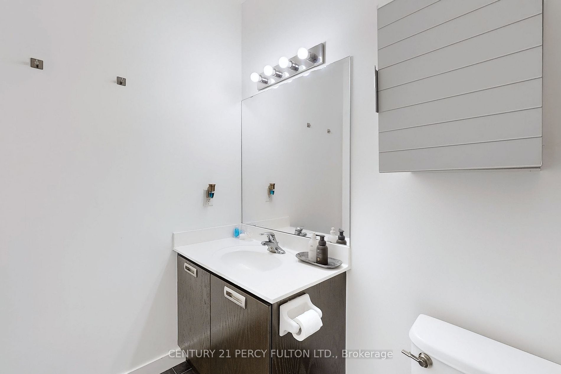 2 Fieldway Rd 15 Property Photo 28