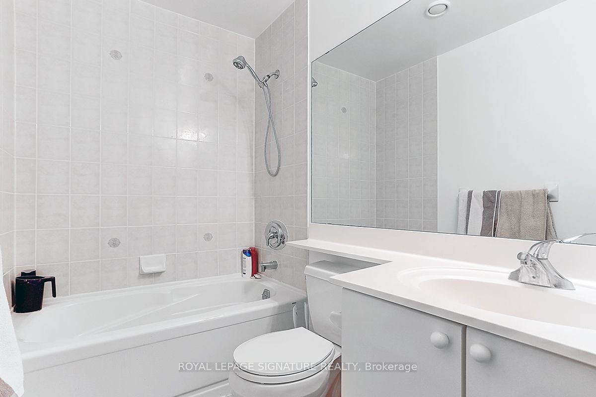 1 Lomond Dr 09 Property Photo 23
