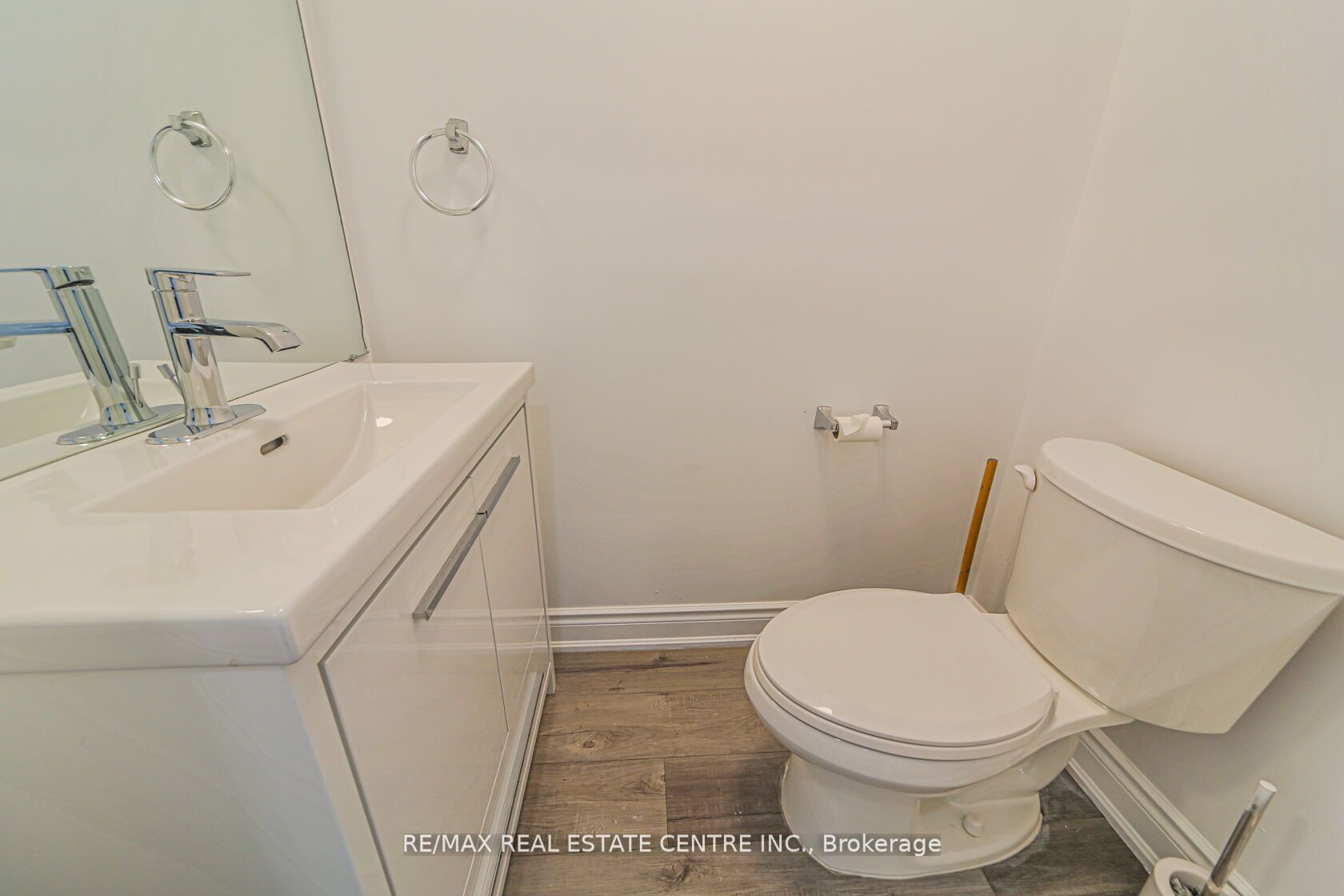 51 Ravenscliffe Crt Property Photo 28