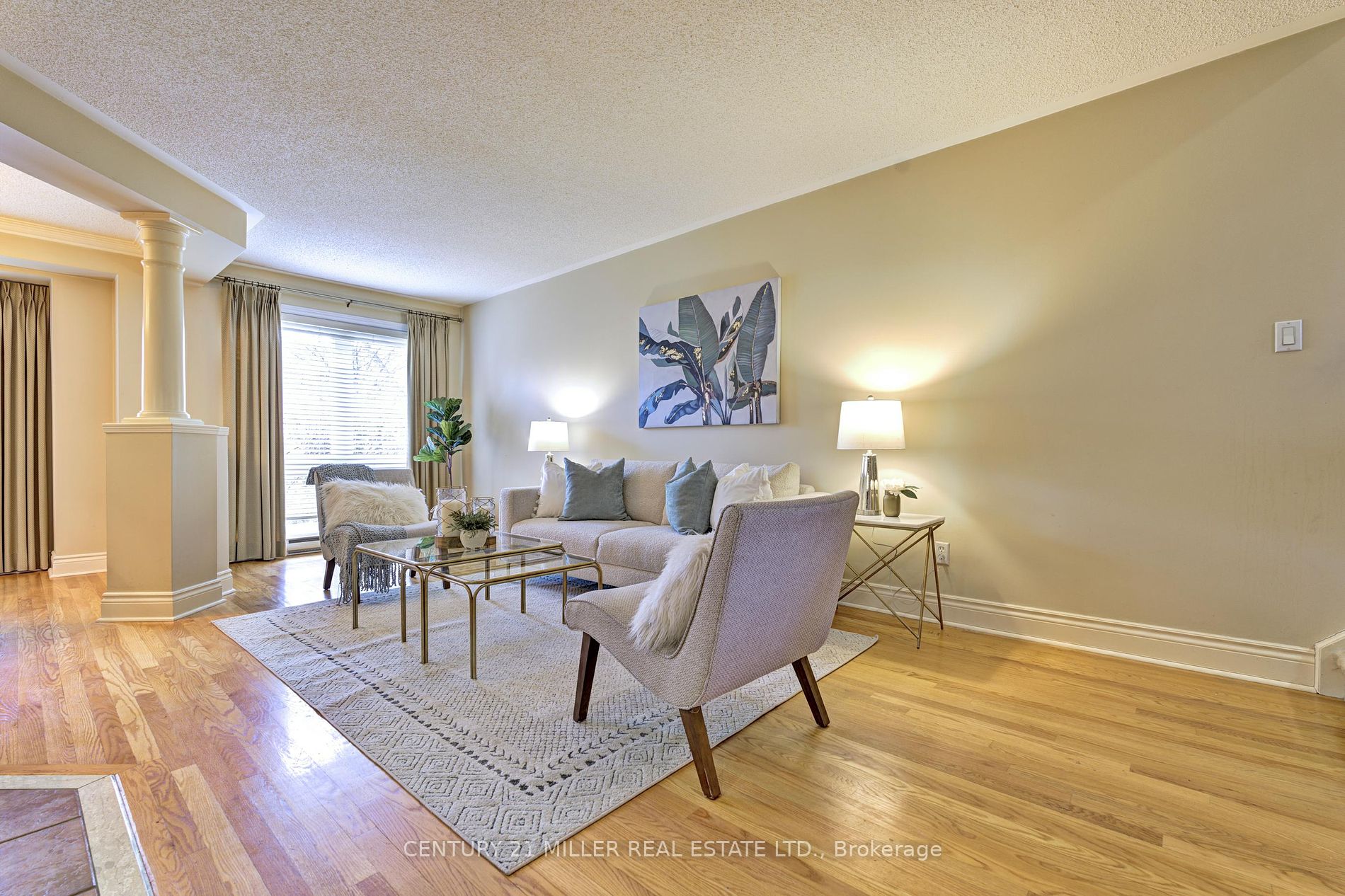 1084 Queen St W 29b Property Photo 5