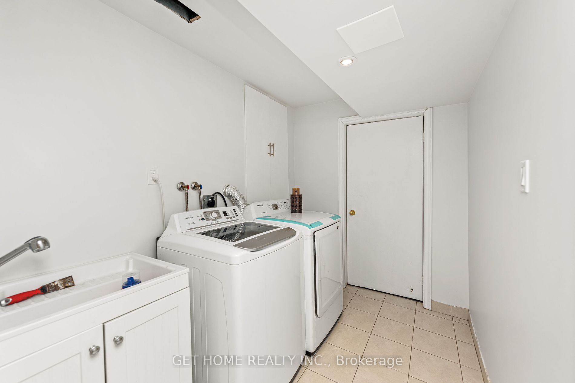 5444 Antrex Cres Property Photo 34