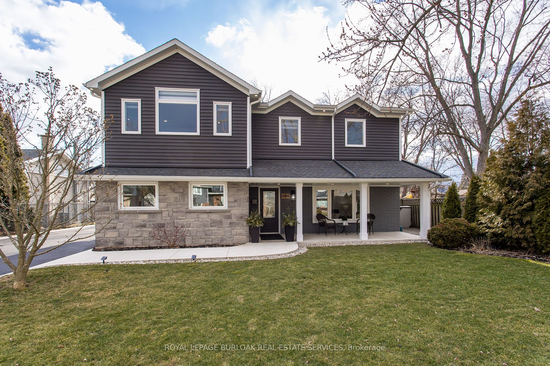 404 Erindale Dr Property Photo 3