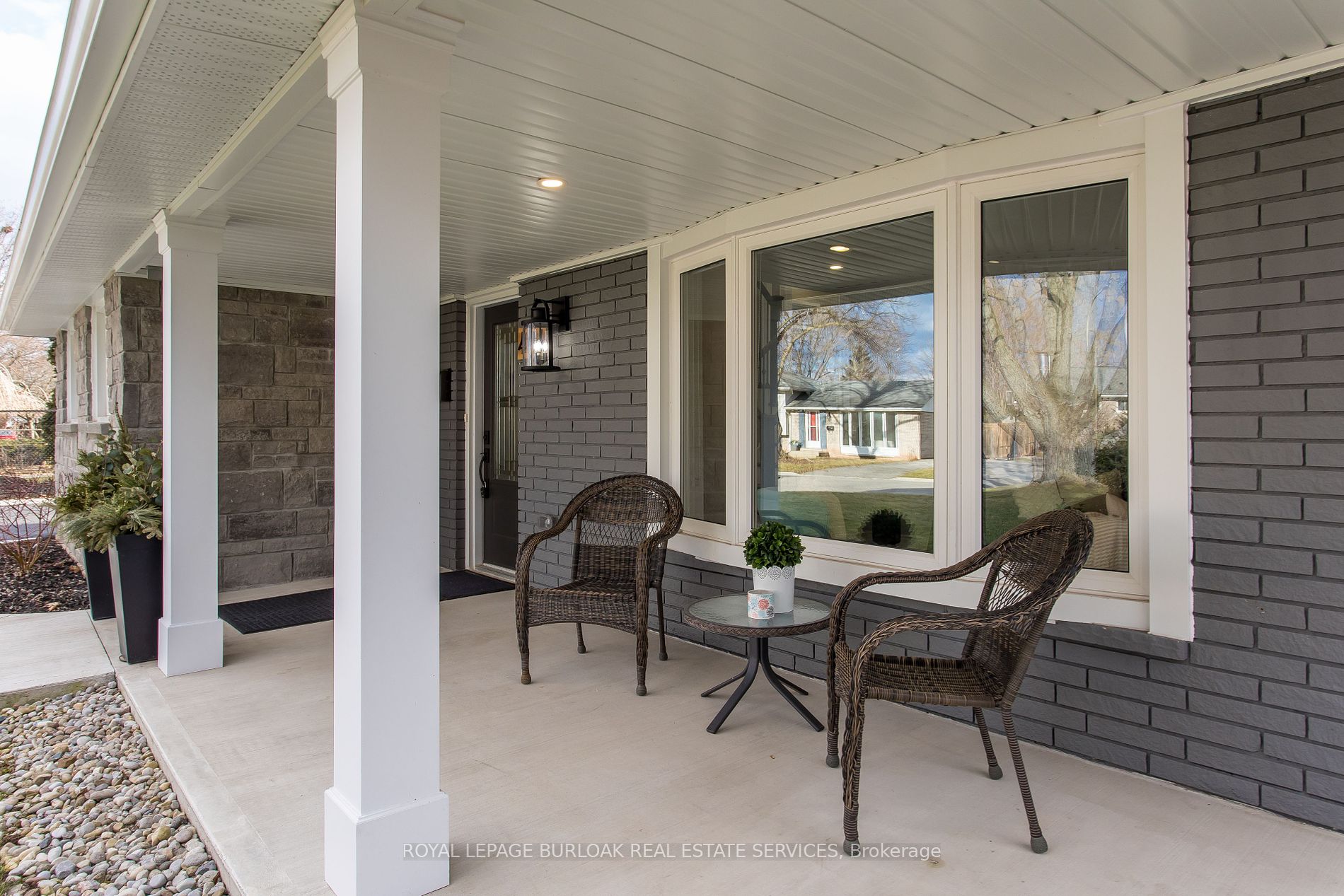 404 Erindale Dr Property Photo 4