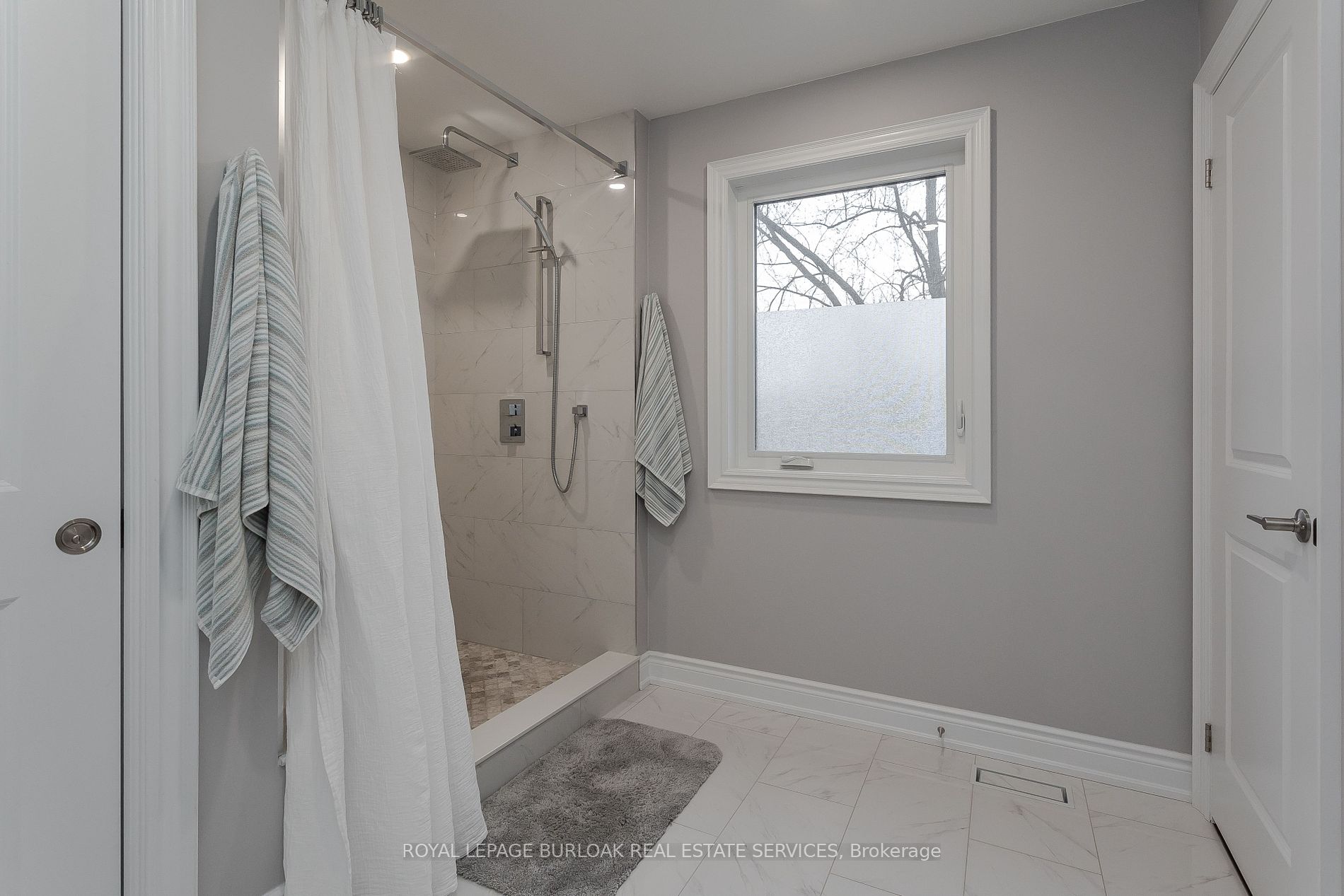404 Erindale Dr Property Photo 31