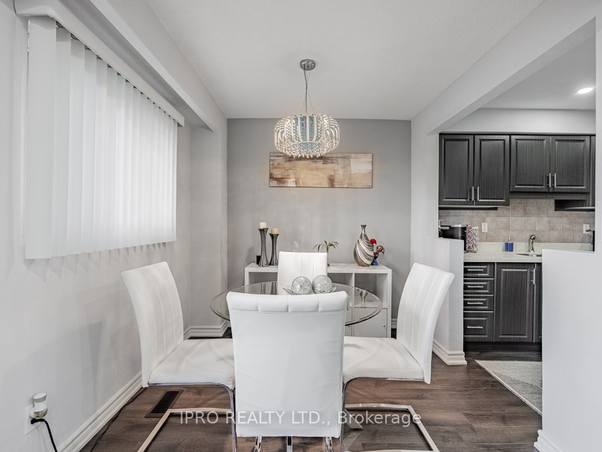 400 Mississauga Valley Blvd 34 Property Photo 11