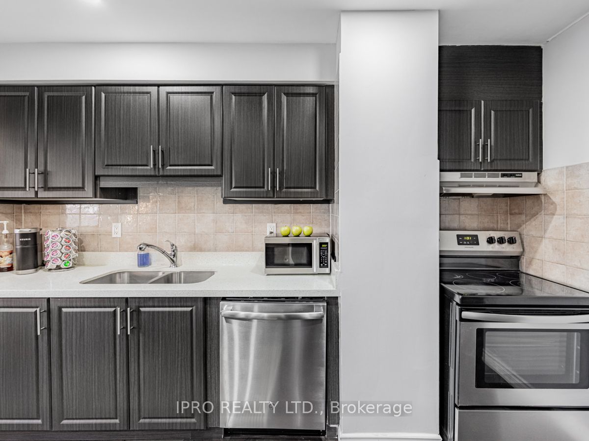 400 Mississauga Valley Blvd 34 Property Photo 15
