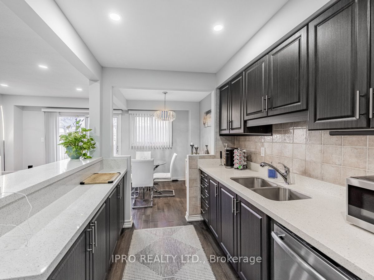 400 Mississauga Valley Blvd 34 Property Photo 16
