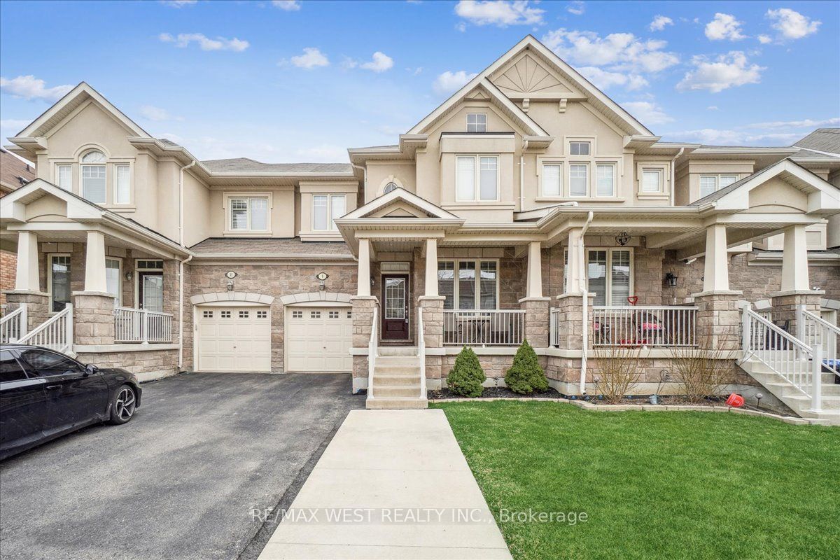 9 Merrickville Way Property Photo 1