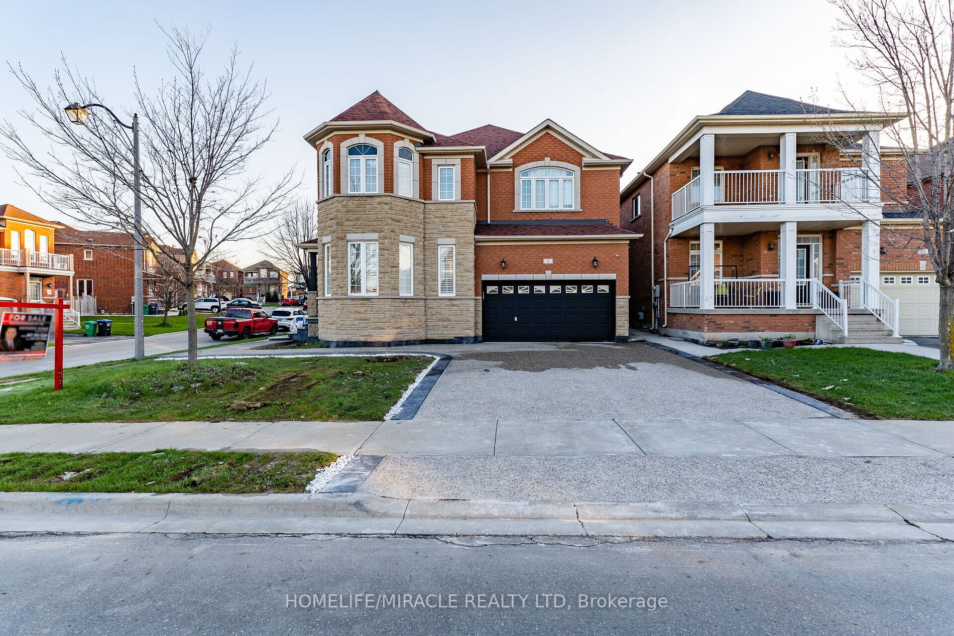 2 Tobermory Cres Property Photo 1