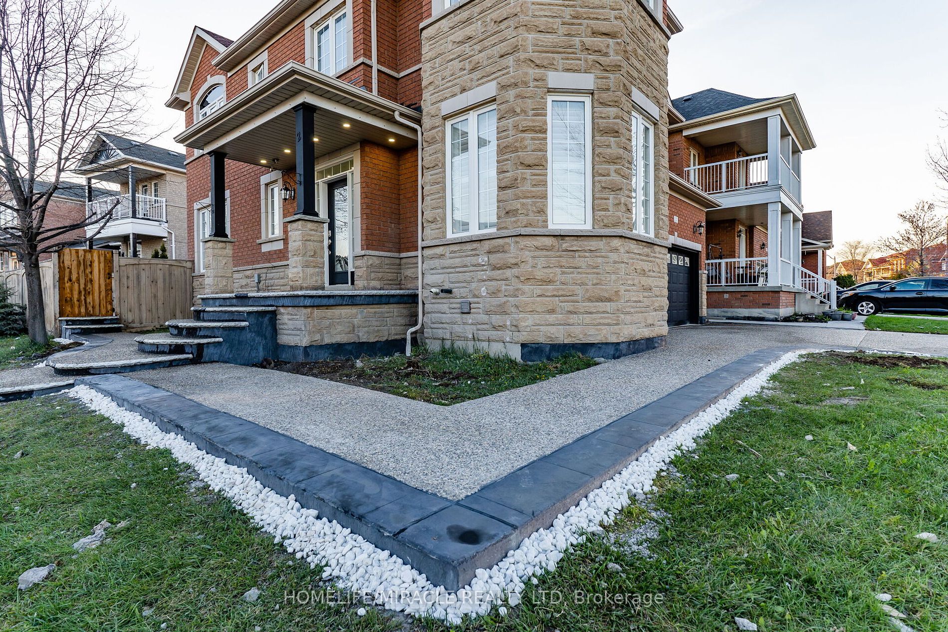 2 Tobermory Cres Property Photo 4
